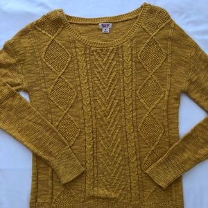 🌻 Women’s Mustard Knitted Sweater
